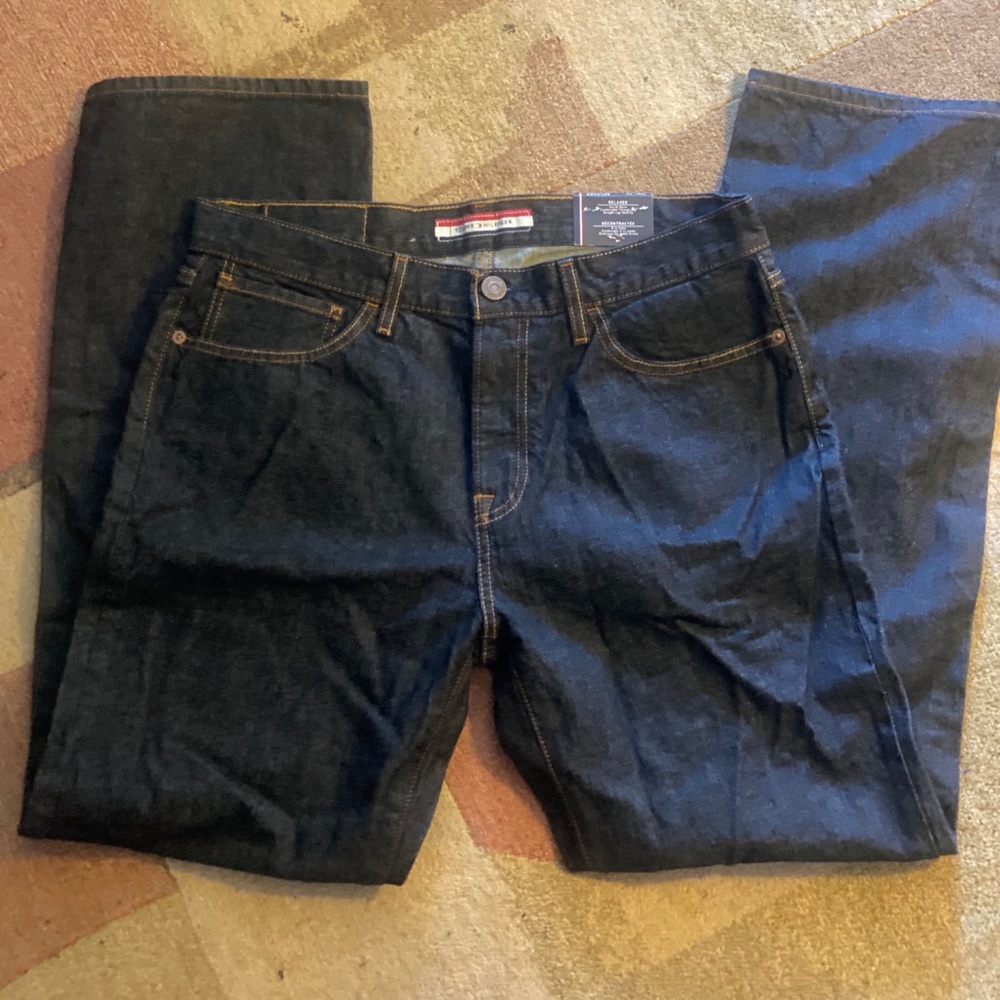 Tommy Hilfiger Men's Relaxed Fit Stretch Jeans